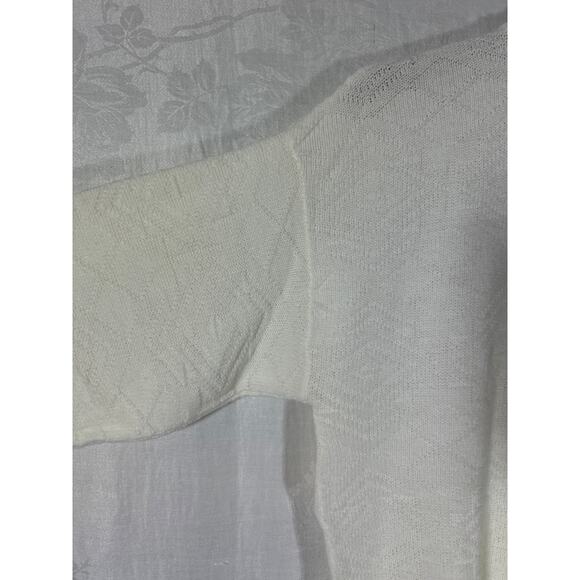 Vintage Sweater Small White Textured Knit Crew Neck USA Made Spunky Acrylic - Picture 4 of 10
